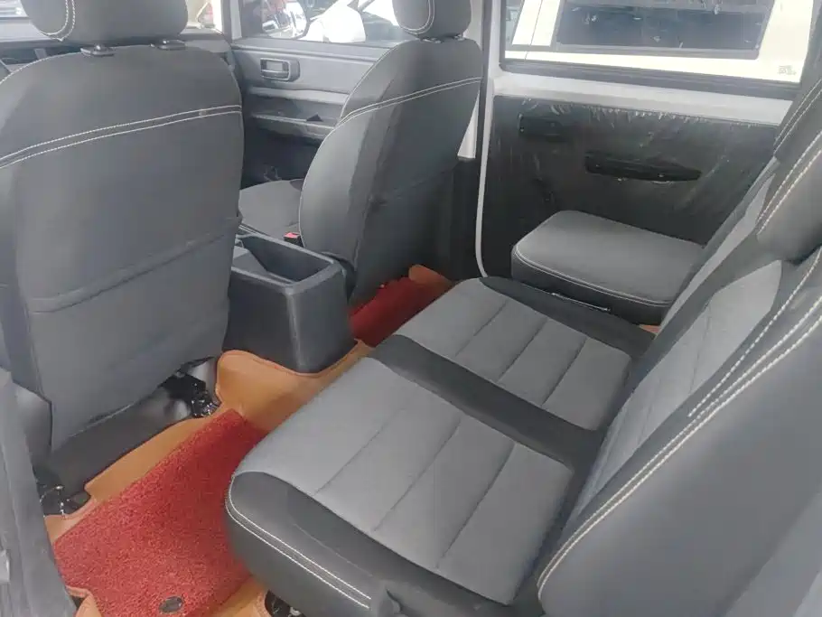 Wuling Motors Wuling Hongguang PLUS 2020 2020 1.5L Manual Standard 5-seater