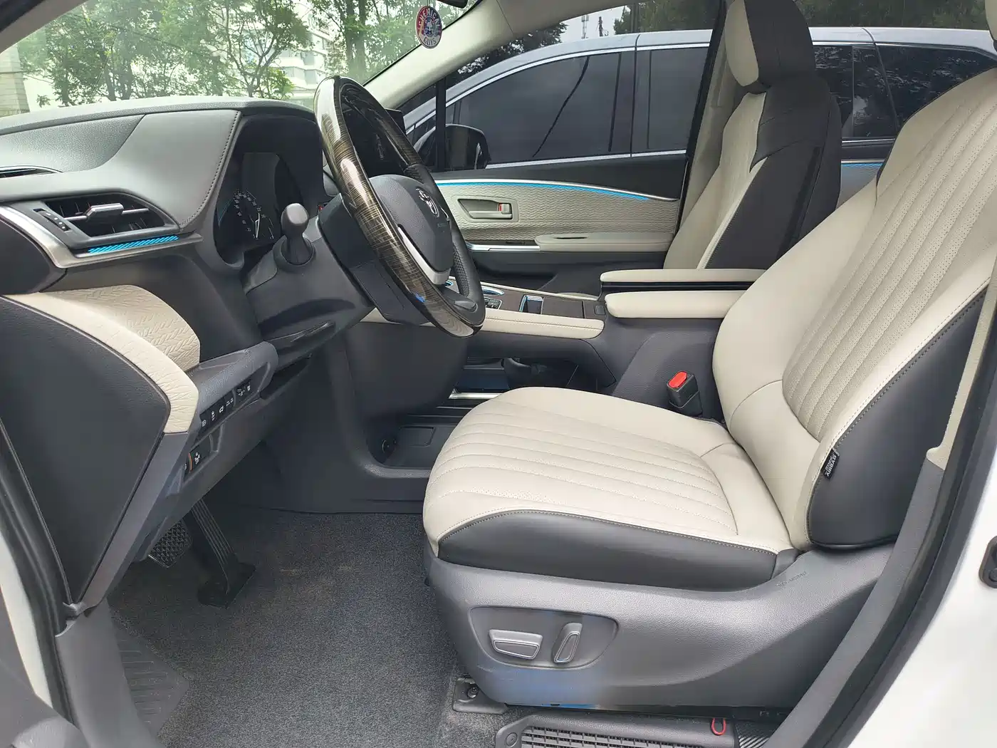 Toyota Sienna 2023 2.5L Hybrid Comfort Edition фото 17
