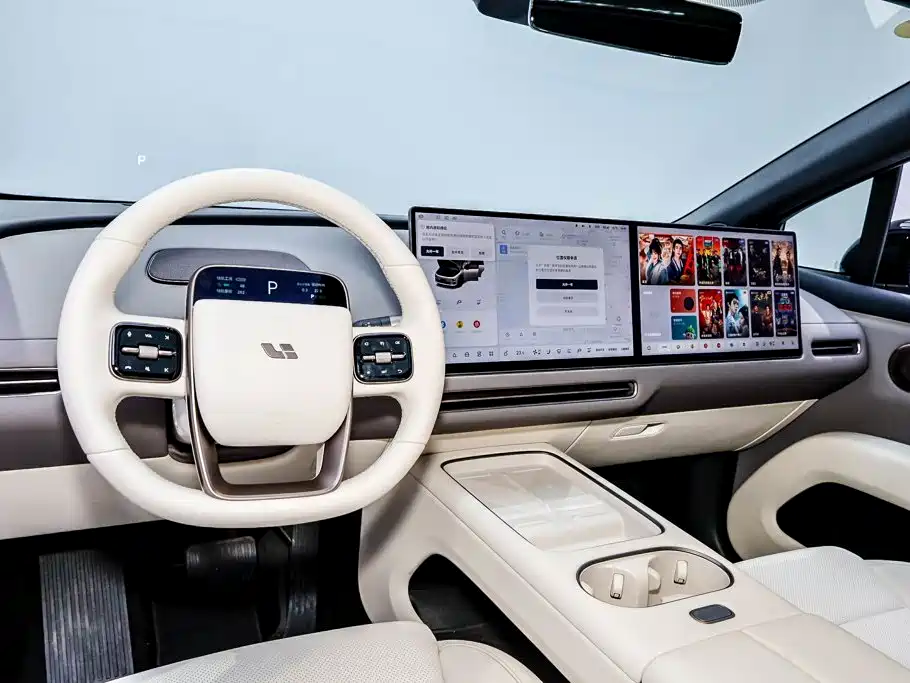 Li Auto i6 2025 2025 2WD Base Model
