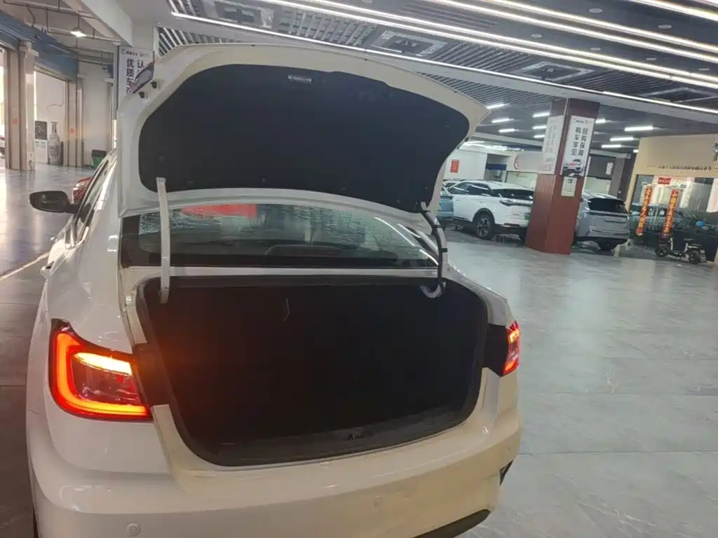 Changan Eado DT 2019 2019 1.6L Automatic Smart China VI
