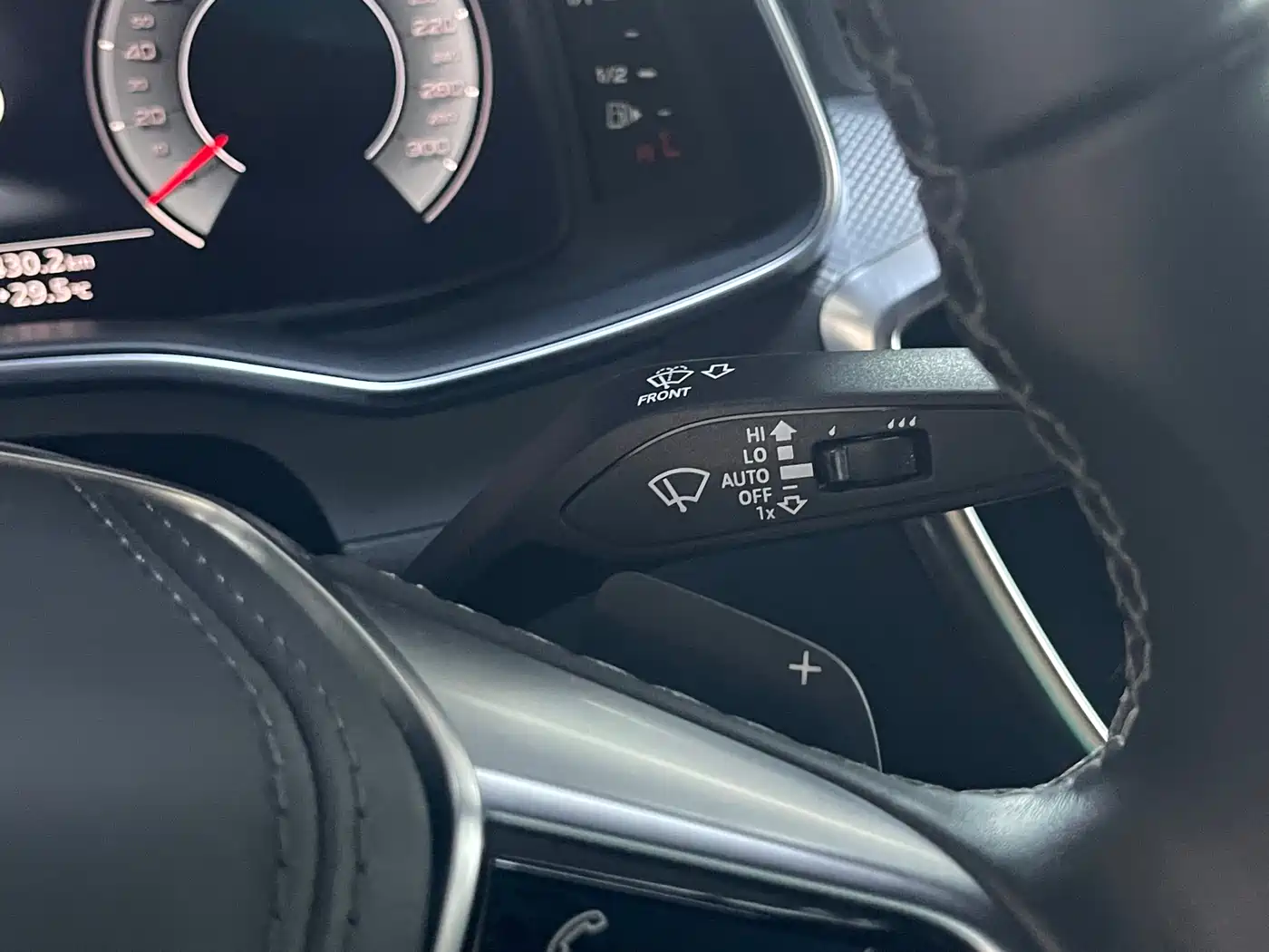 Audi A6L 2023 45 TFSI Premium Selection Dynamic фото 18