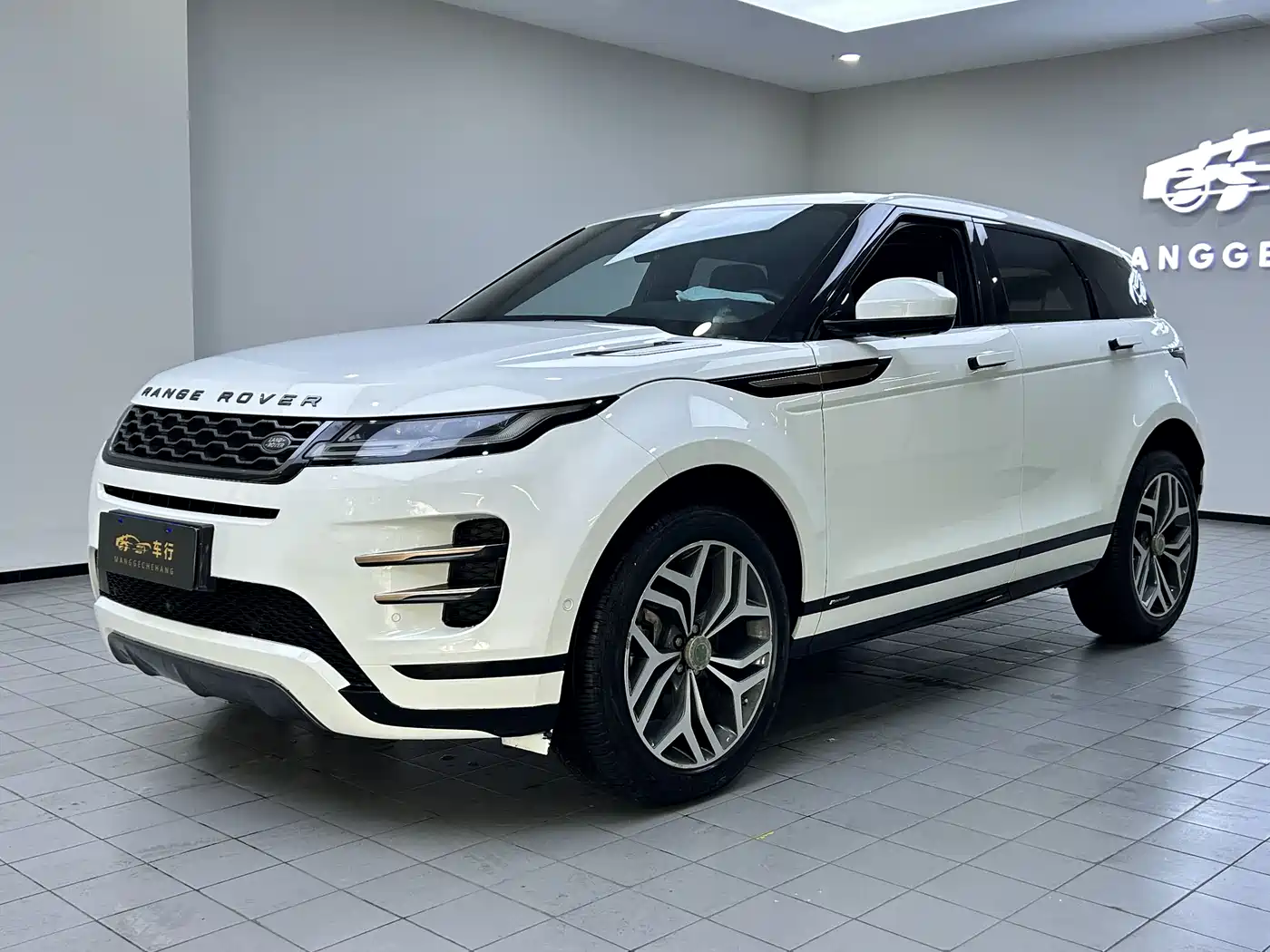 Land Rover Range Rover Evoque 2020 249PS R-DYNAMIC SE Sport Tech Edition