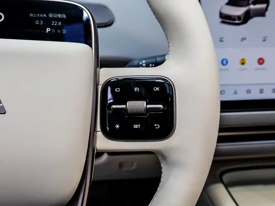 Li Auto i6 2025 2025 2WD Base Model