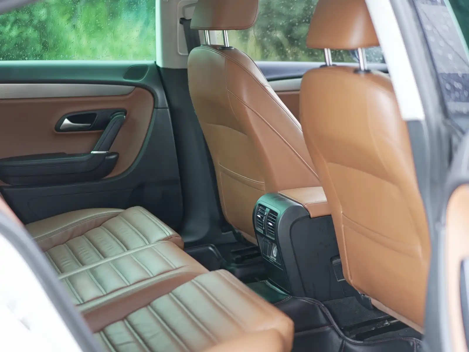 Photo 11 - Volkswagen CC