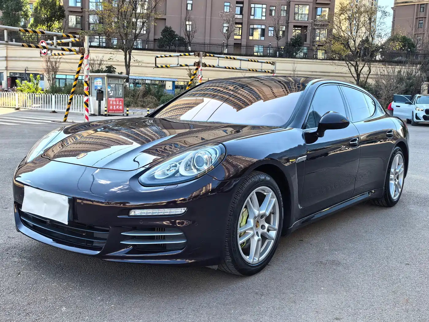 Porsche Panamera 2014 Panamera 4 3.0T