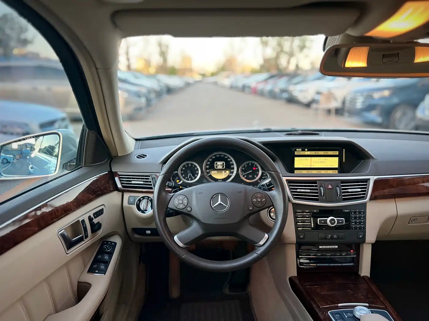 Mercedes-Benz E-Class 2011 E 300 L Elegance фото 11