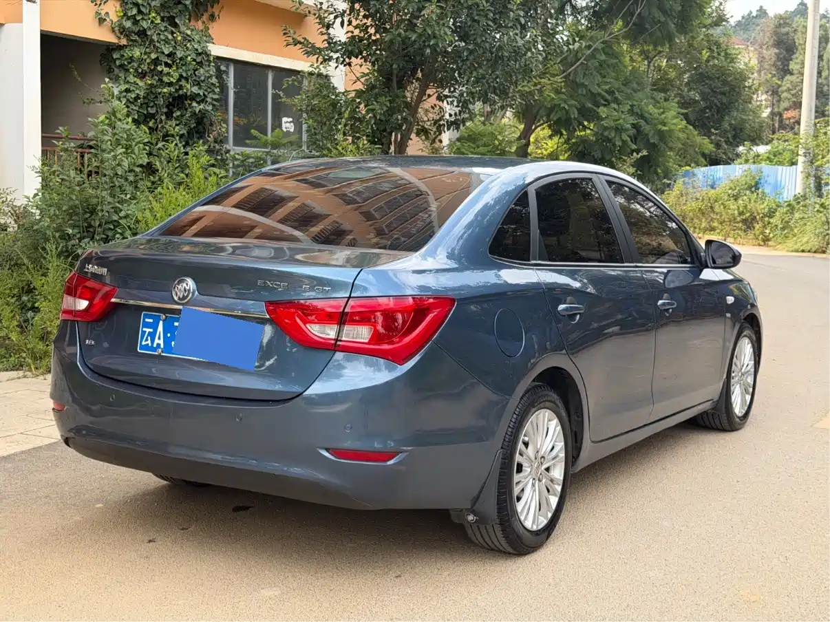 Photo 4 - Buick Excelle