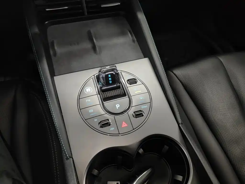 BYD Seal 06 New Energy 2025 2025 DM-i Smart Drive Edition 120KM Luxury