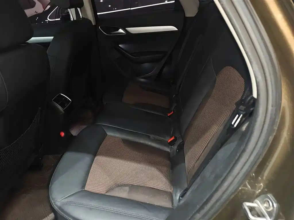 Audi Q3 2017 35 TFSI Fashion фото 14