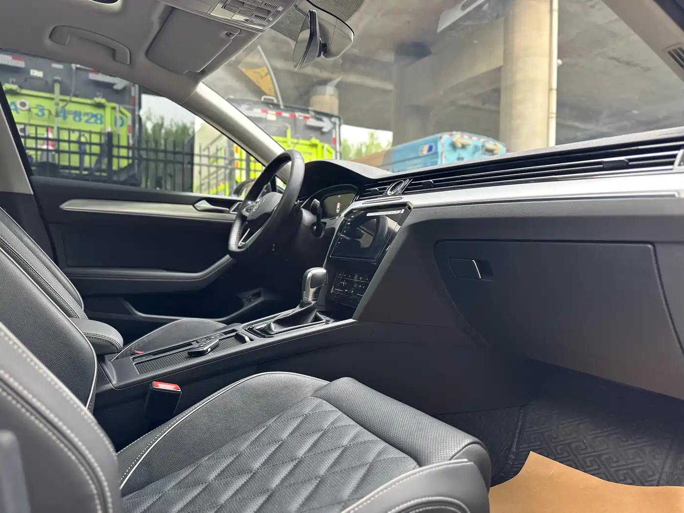 Volkswagen Magotan GTE Plug-in Hybrid 2022 GTE Luxury фото 12