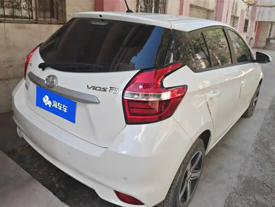 Toyota Vios FS 2017 1.5L CVT Fengchi Edition фото 3