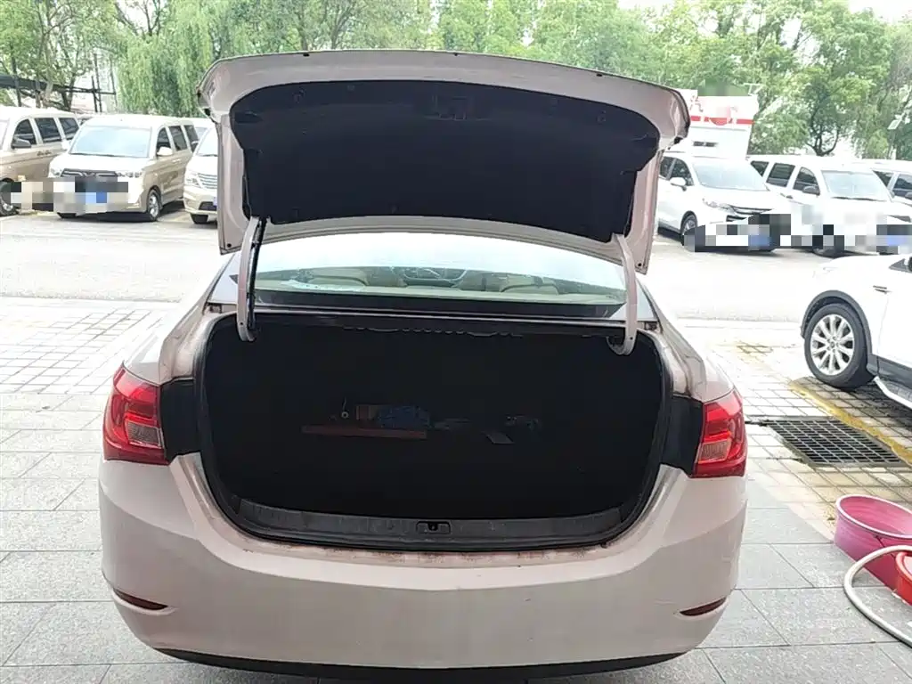 Buick Excelle 2017 15N Automatic Progressive фото 15