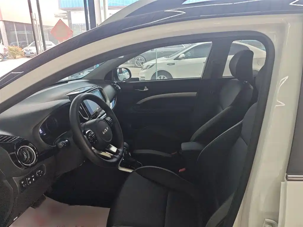 Kia KX1 2021 1.4L CVT Sunroof Version фото 17
