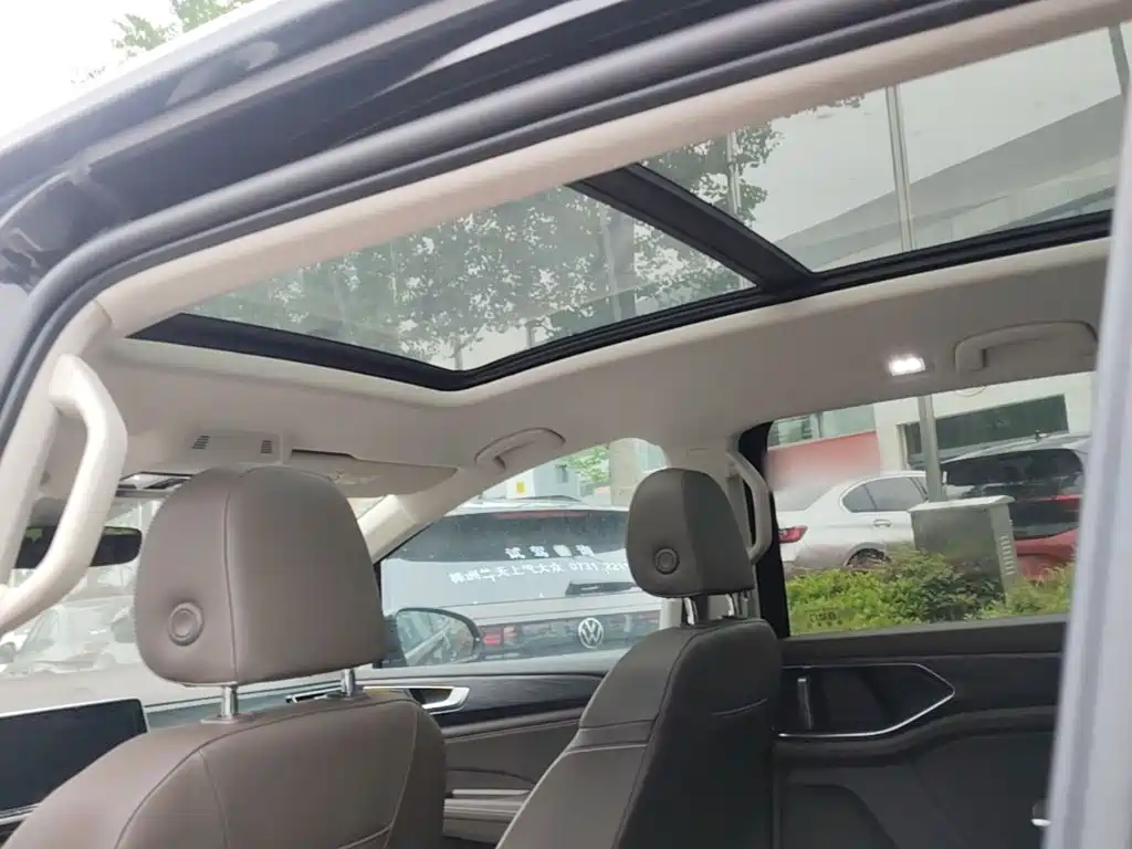 Volkswagen Viloran 2025 2024 380TSI Prestige Edition