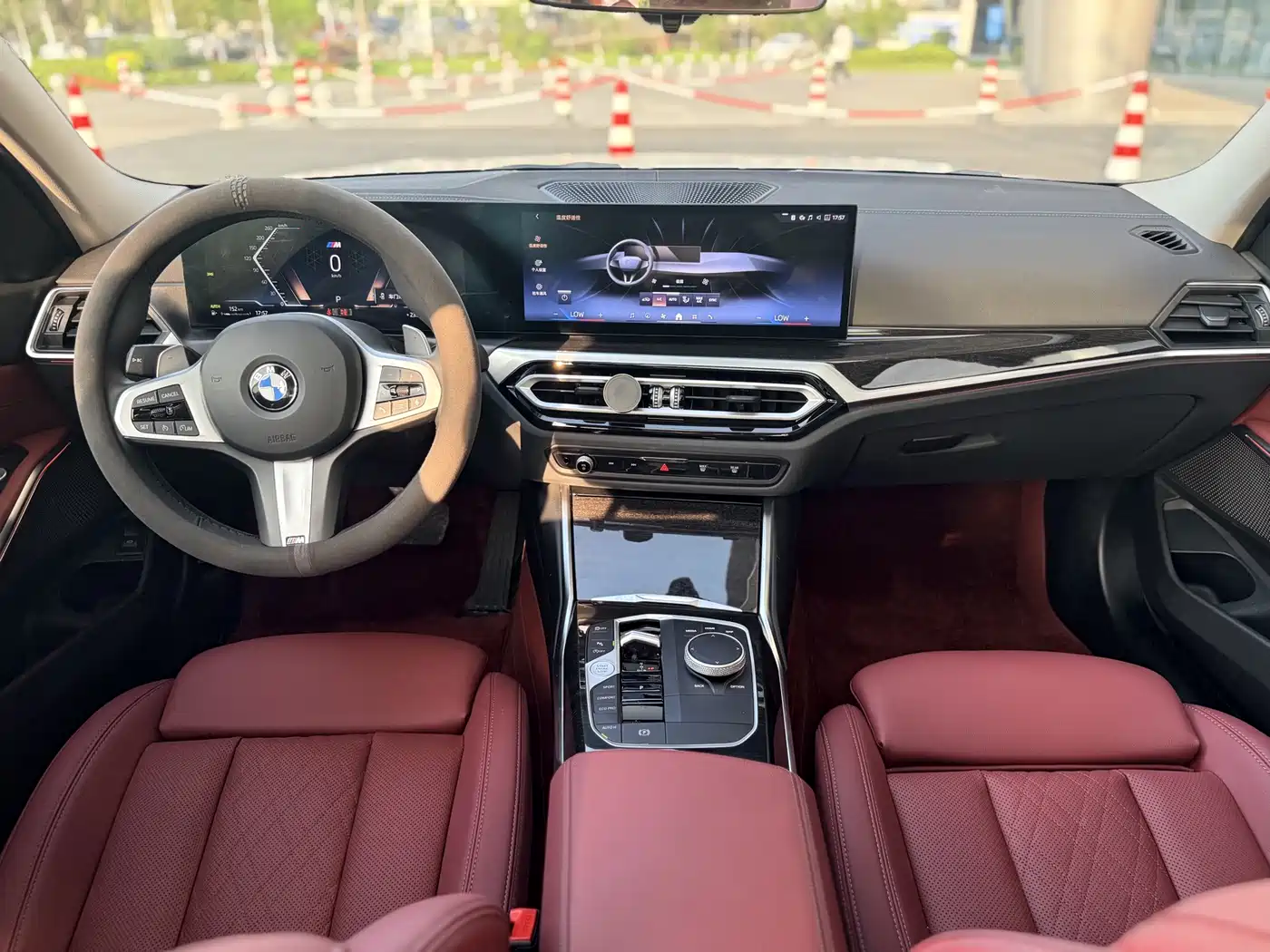 BMW 3 Series 2023 325Li M Sport Black Night Package фото 12