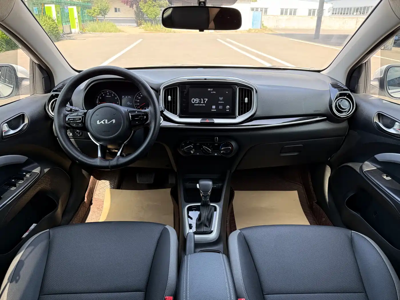 Kia KX1 2021 1.4L Automatic Fun Edition фото 18