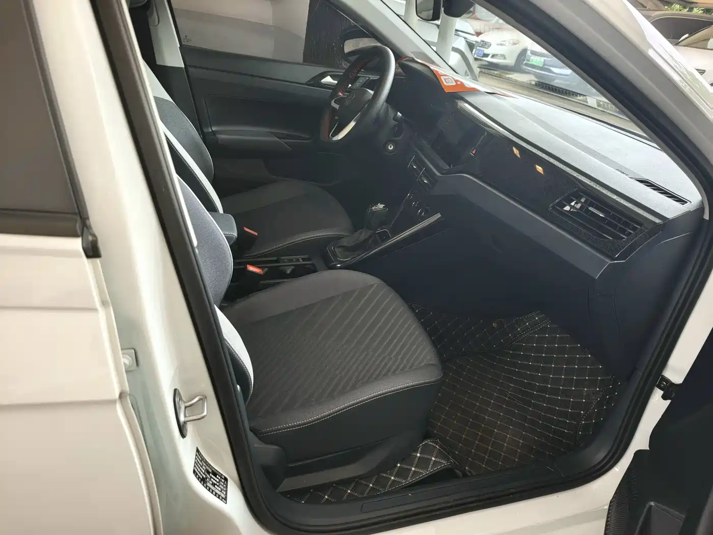 Volkswagen Lavida 2025 Model New Edge 1.5L New Leisure Edition фото 6