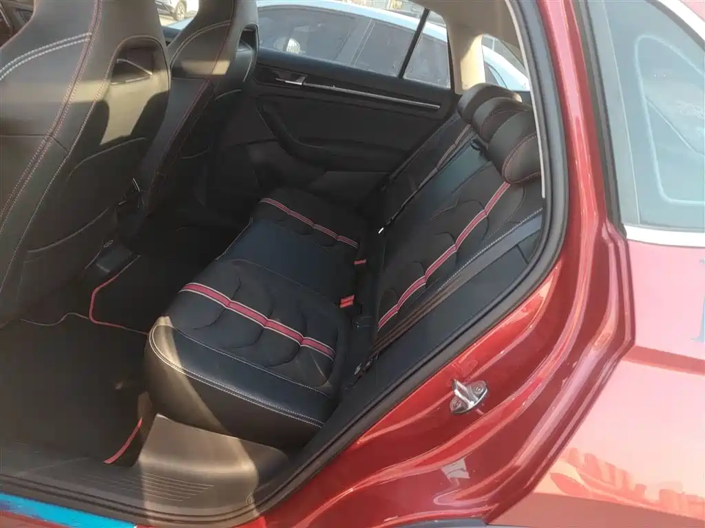 Škoda Kodiaq GT 2019 TSI330 2WD Comfort Edition China VI фото 14