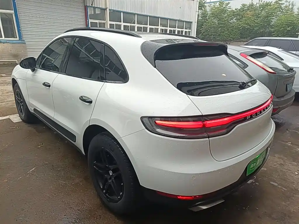 Porsche Macan 2018 Macan 2.0T фото 5