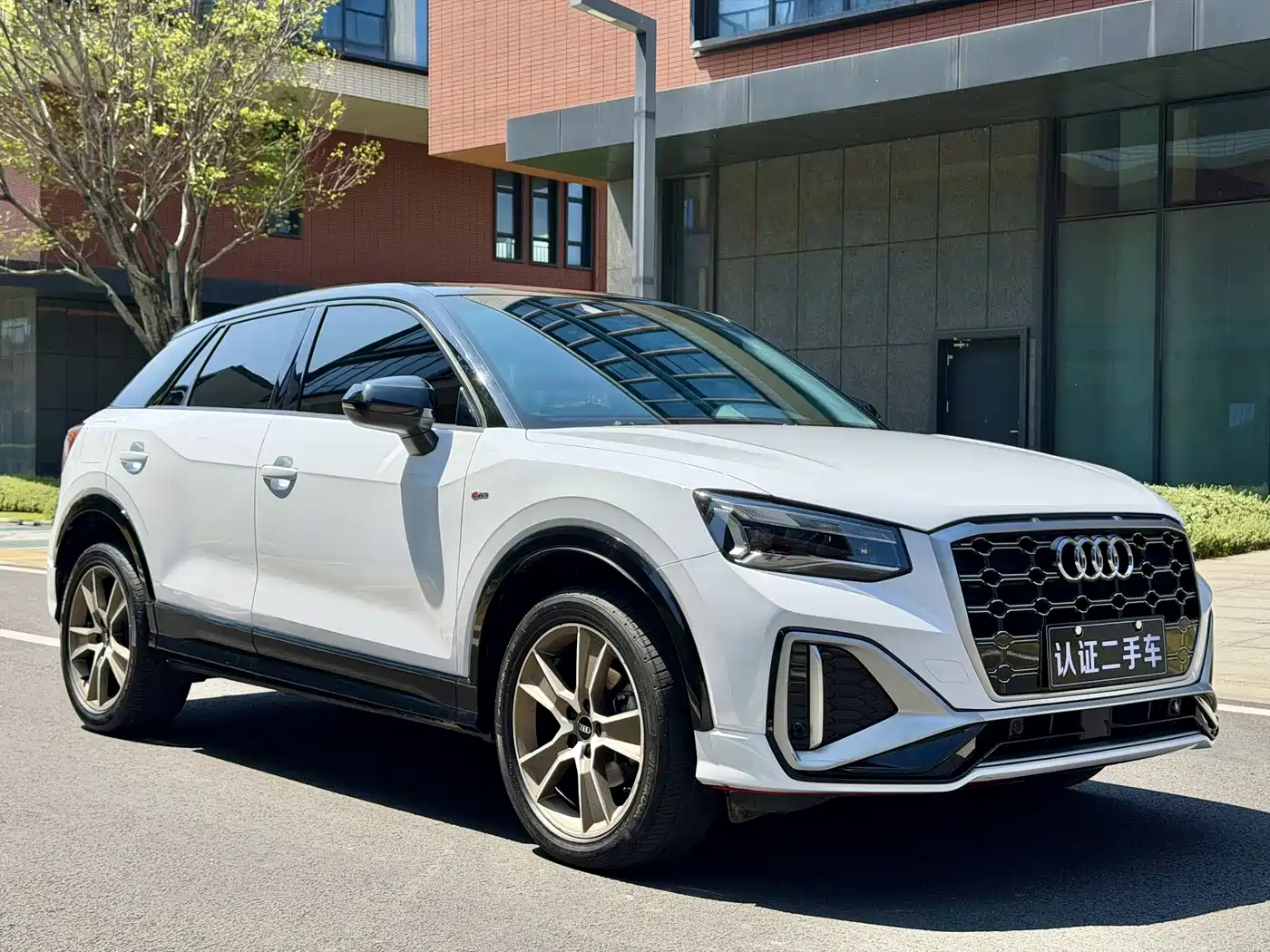 Audi Q2L 2022 35 TFSI Luxury Dynamic фото 3