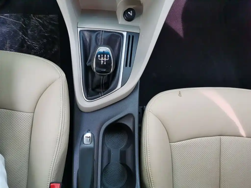 Buick Excelle 2015 15N Manual Progressive фото 14