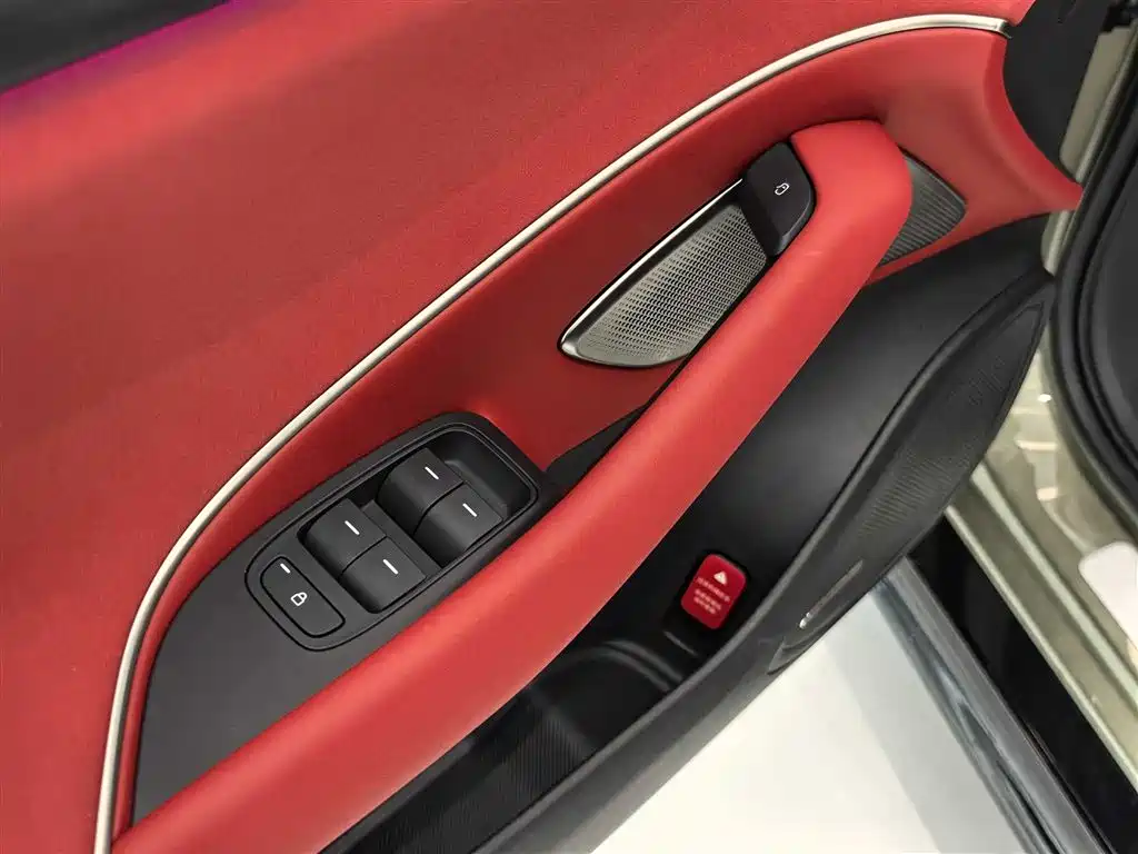 Xiaomi Auto Xiaomi SU7 2024 AWD Extended Range Advanced Smart Driving Max Edition фото 5