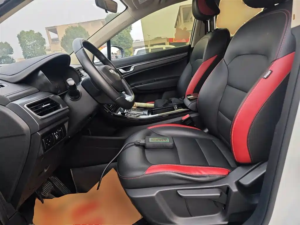 Geely Emgrand GS 2021 2020 1.4T CVT Elegance