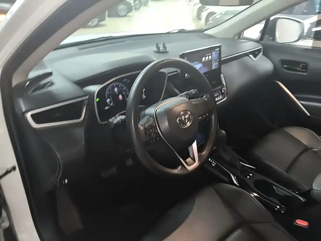 Toyota Frontlander 2025 2024 2.0L CVT Elite Plus Edition