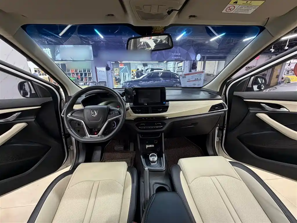Baojun 360 2018 2018 1.5L Automatic Luxury (China V)