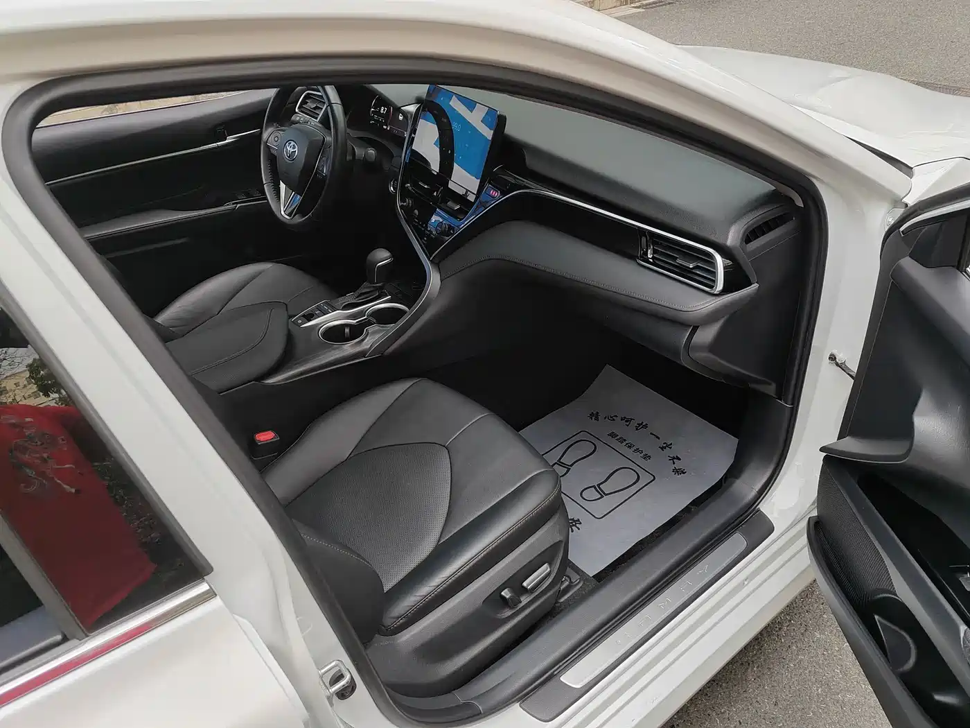 Toyota Camry 2021 2.5G Luxury Edition фото 10