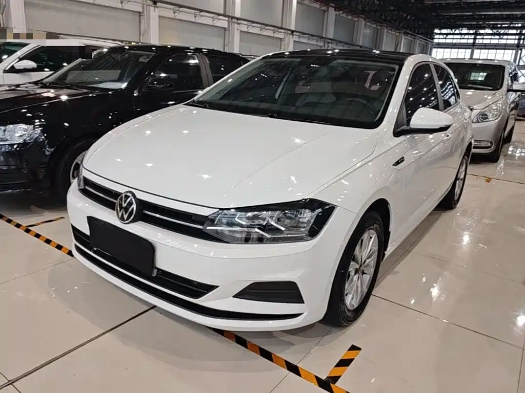 Volkswagen Polo 2021 Plus 1.5L Automatic Colorful Tech Edition