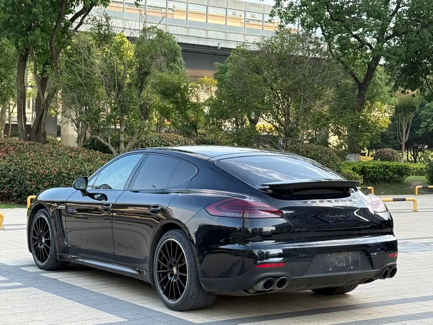 Porsche Panamera 2016 Panamera Edition 3.0T фото 4