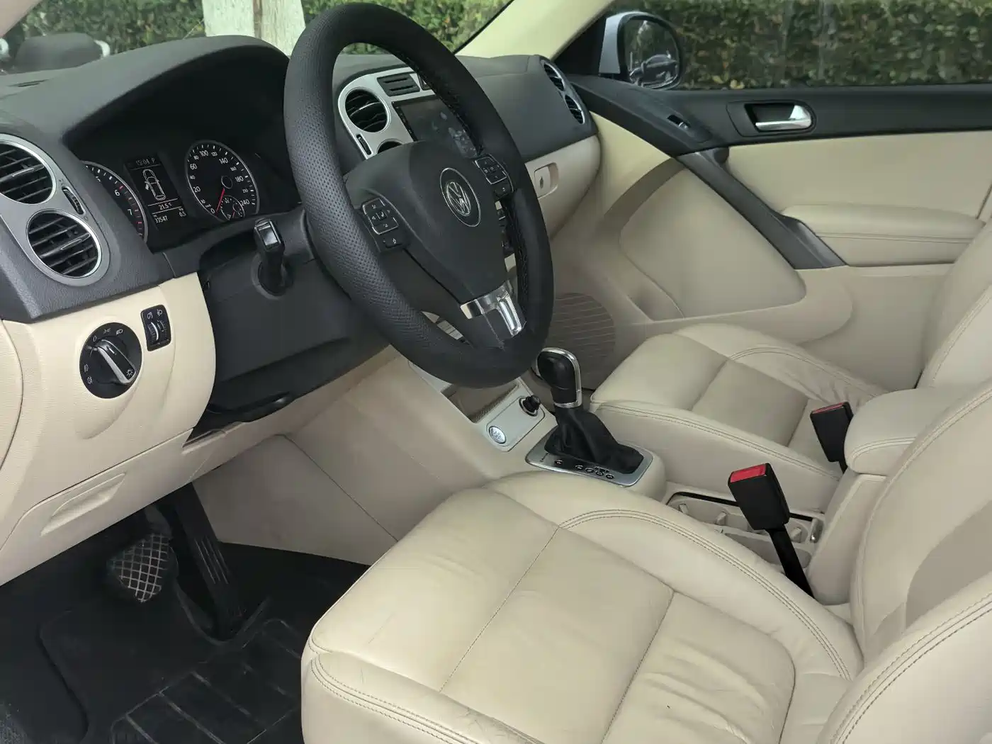 Volkswagen Tiguan 2012 1.8TSI Automatic 4WD Elite Edition фото 7