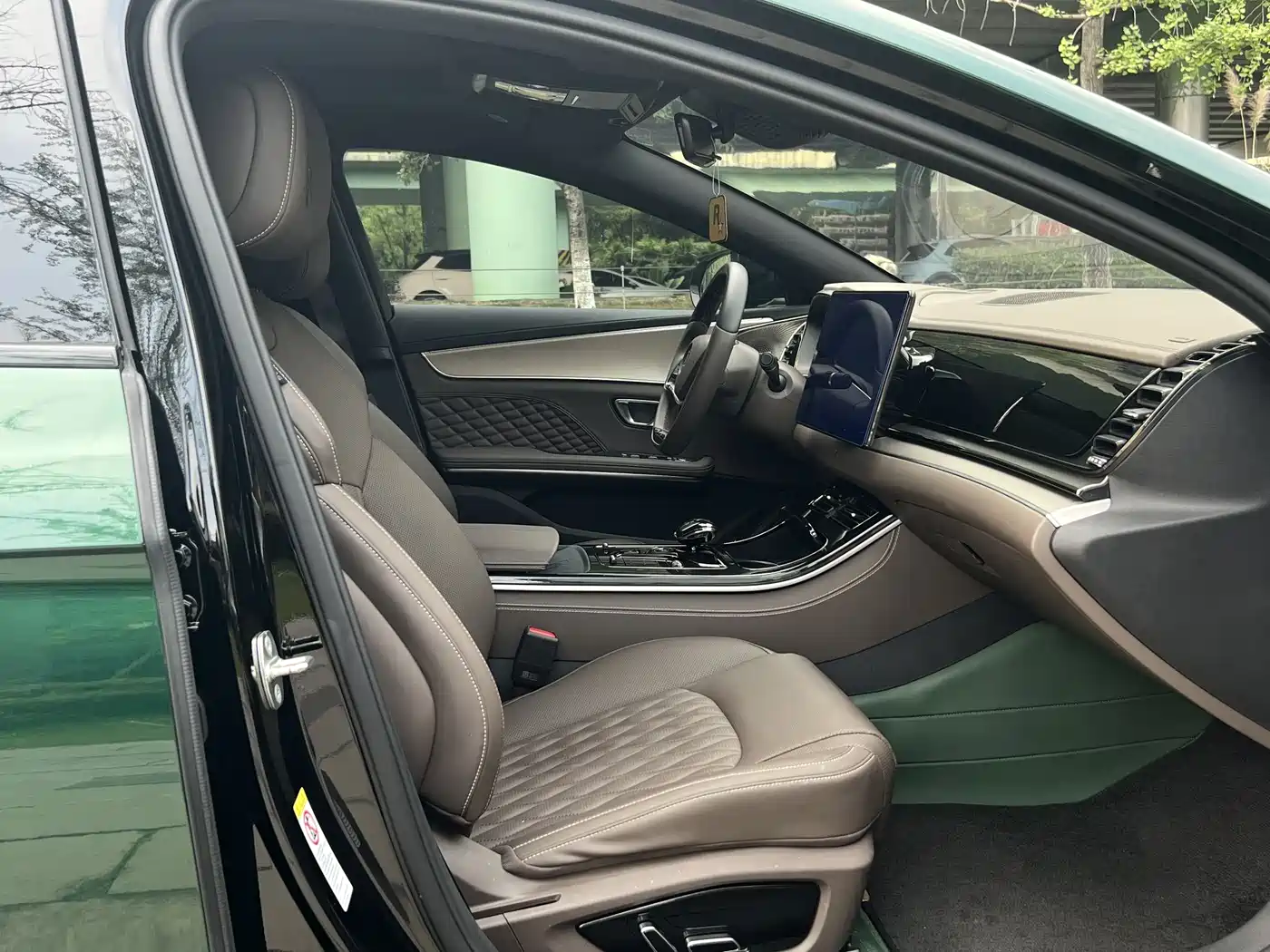 BYD Han 2023 EV Champion Edition 605KM FWD Premium фото 8