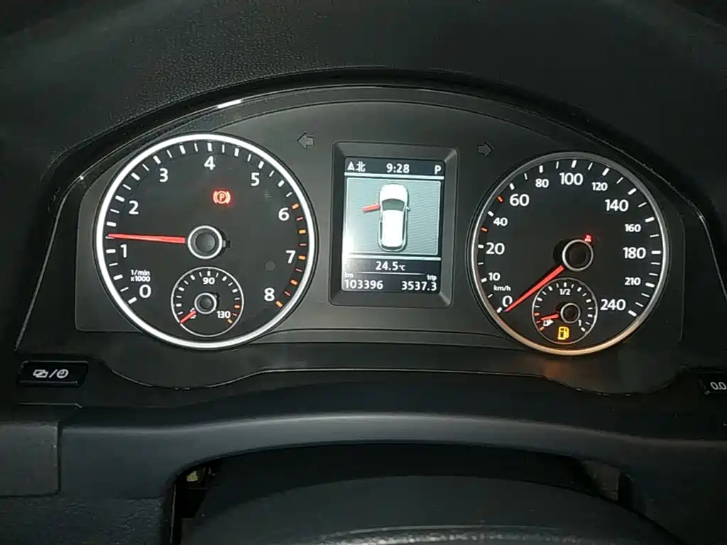 Volkswagen Tiguan 2013 1.8TSI Auto 4WD Luxury фото 12