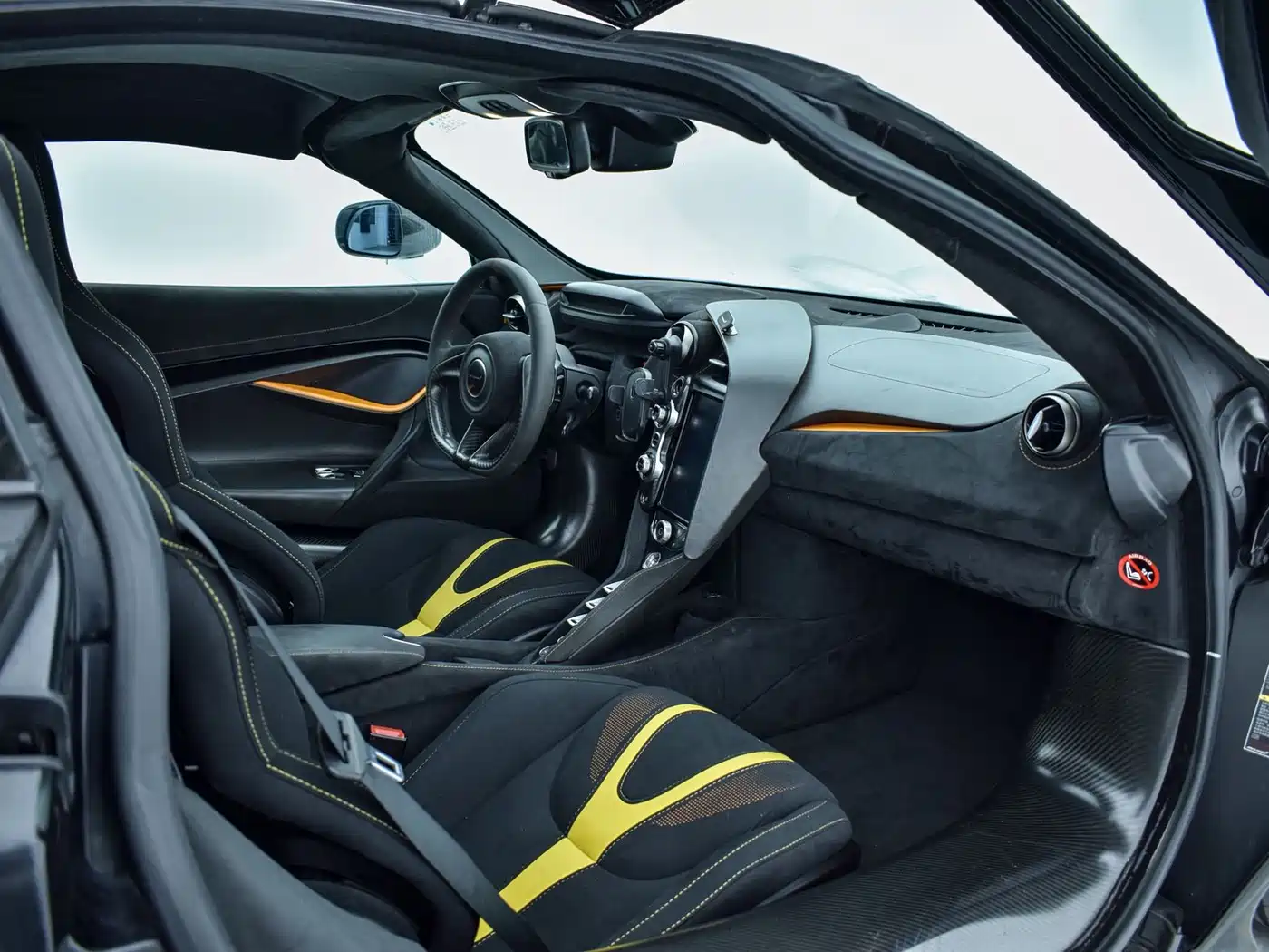 McLaren 720S 2019 4.0T Coupe фото 9