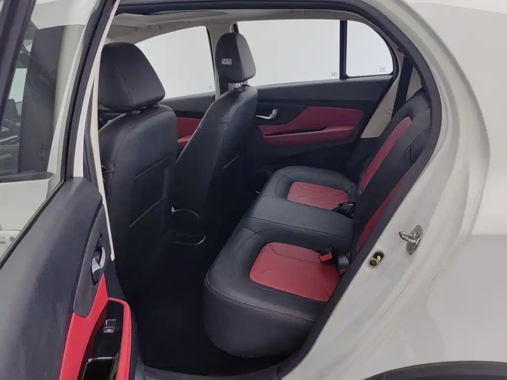 Haval H1 2017 2016 Facelift Blue Label 1.5L AMT Luxury