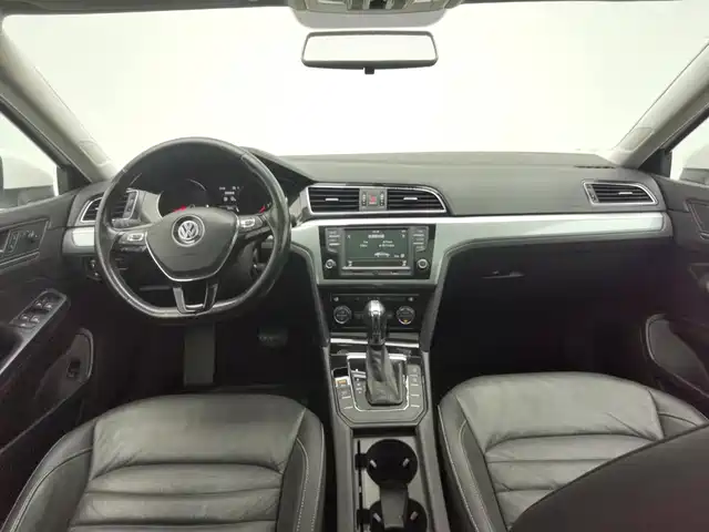 Volkswagen Lamando 2017 280TSI DSG Comfort Edition — фото 5
