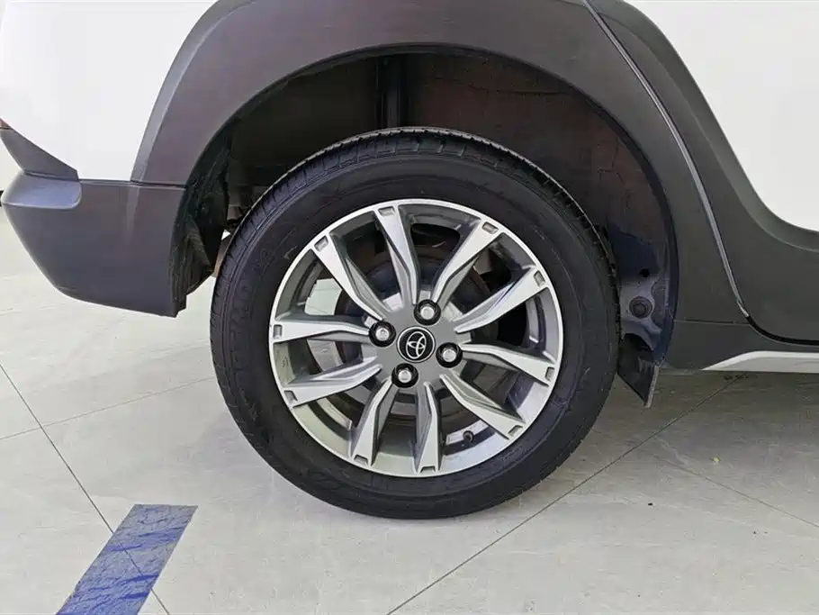 Toyota YARiS L Zhi Xuan 2020 Zhi Xuan X 1.5L CVT Leading фото 6