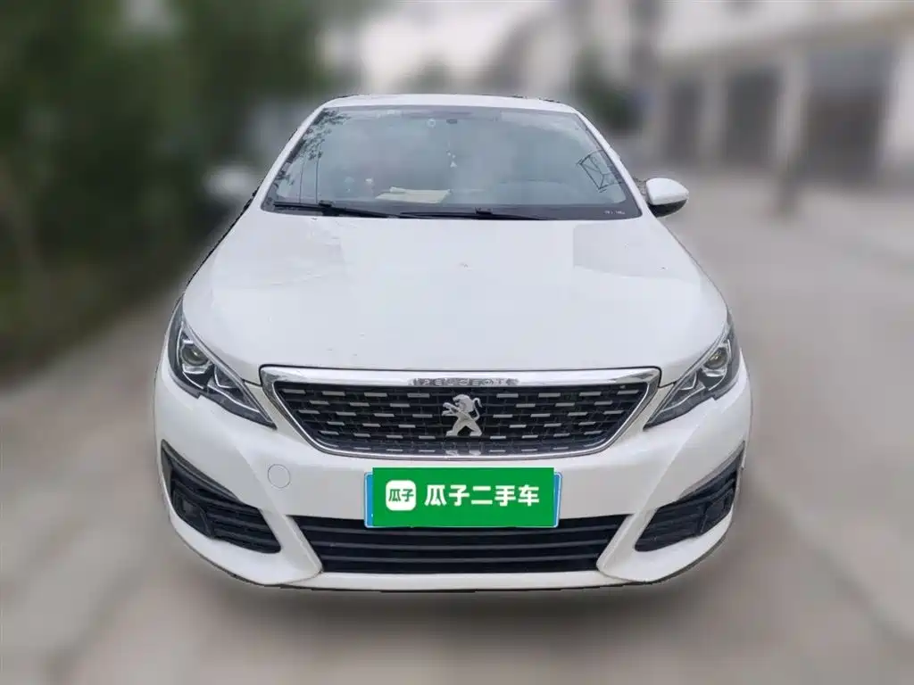 Peugeot 308 2019 230THP Automatic Luxury Edition China VI фото 24