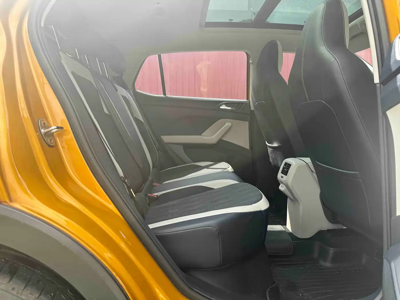 Volkswagen T-Cross 2019 280TSI DSG Comfort Edition фото 14