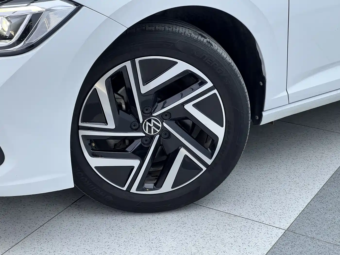 Volkswagen Sagitar 2023 280TSI DSG Beyond Lite фото 18