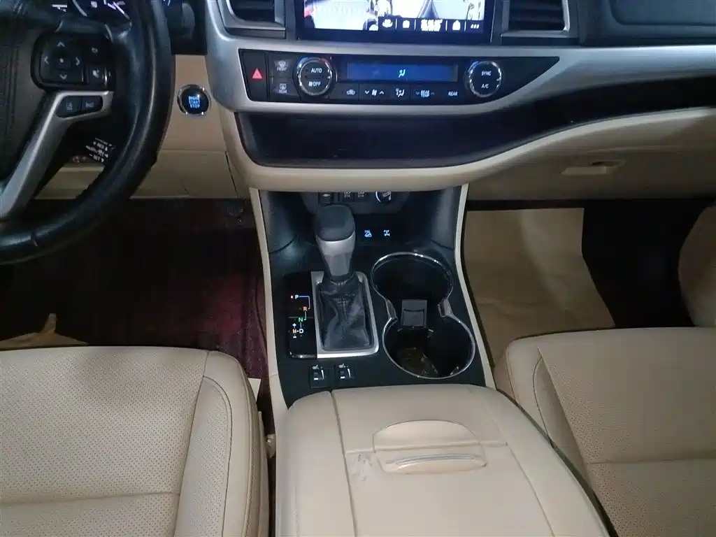 Toyota Highlander 2018 2.0T 4WD Luxury 7-seater China VI фото 11