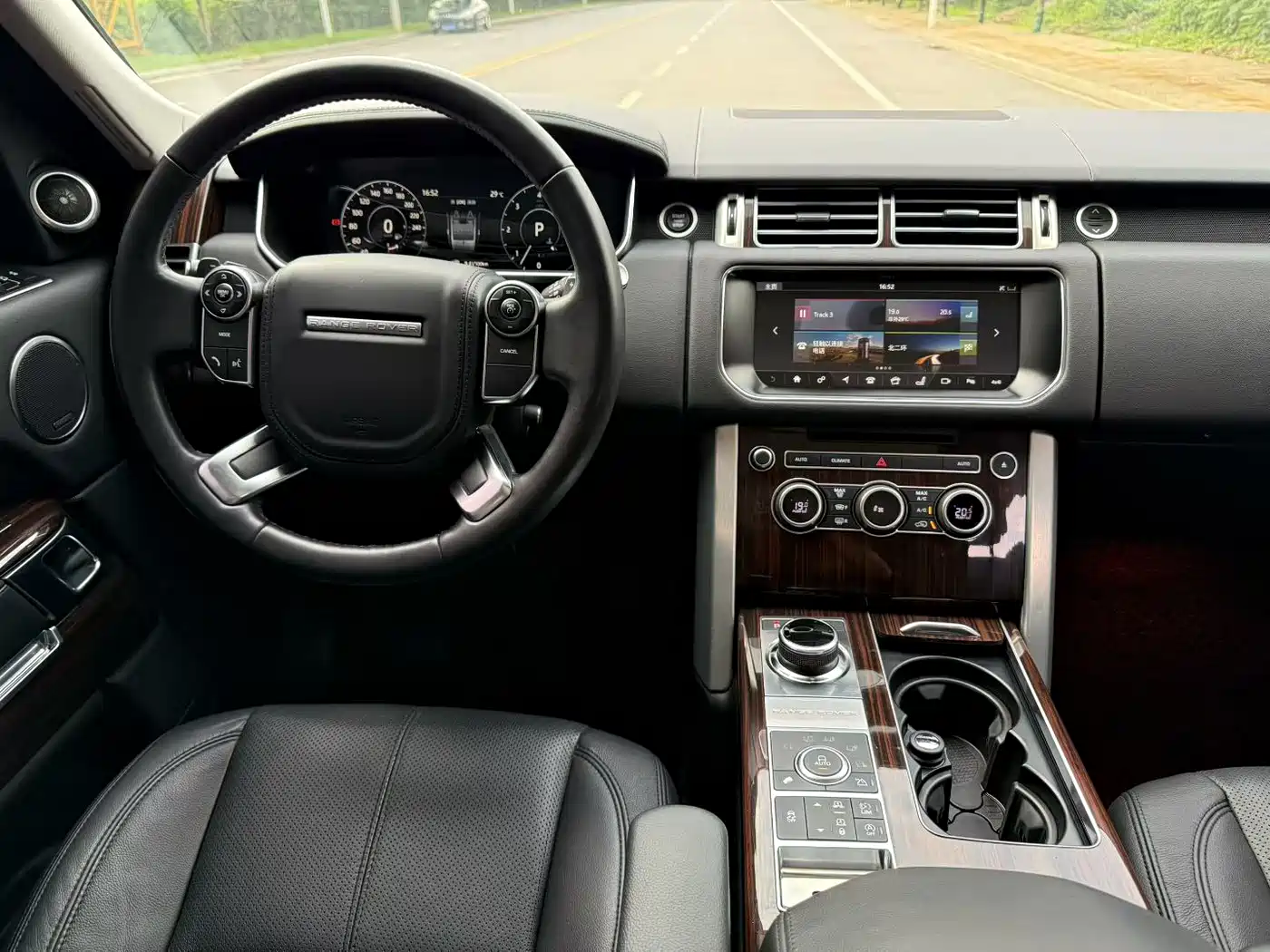 Land Rover Range Rover 2017 3.0 SC V6 Vogue фото 7