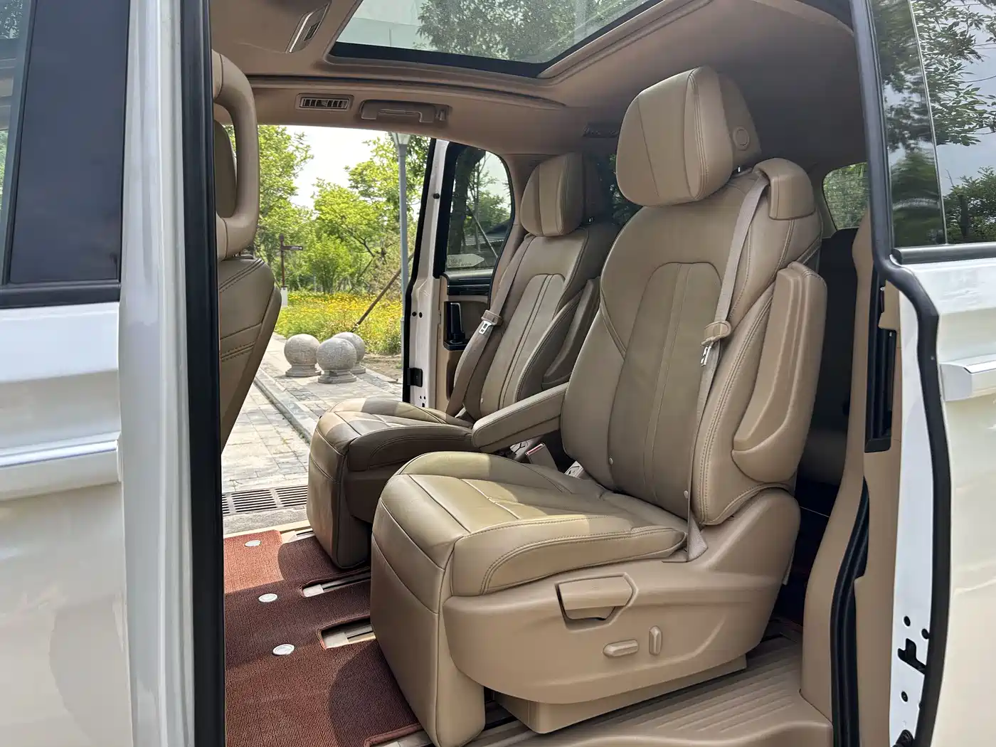Buick GL8 2018 ES 28T Luxury Type China VI фото 6
