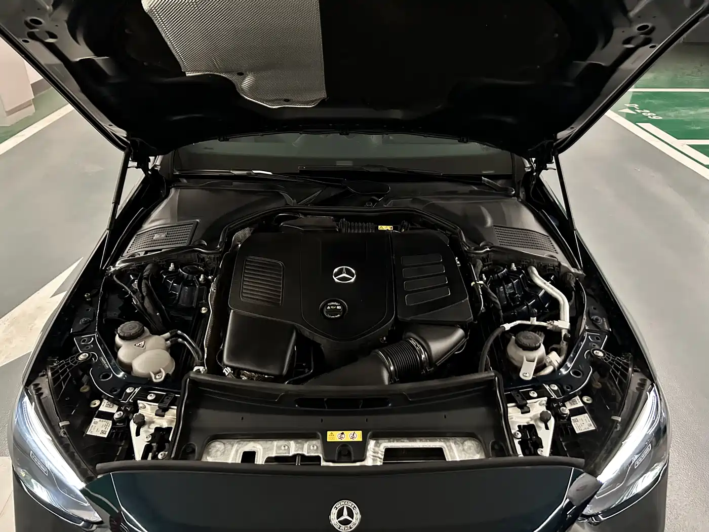 Mercedes-Benz C-Class 2023 Facelift C 260 L Sport Edition фото 17