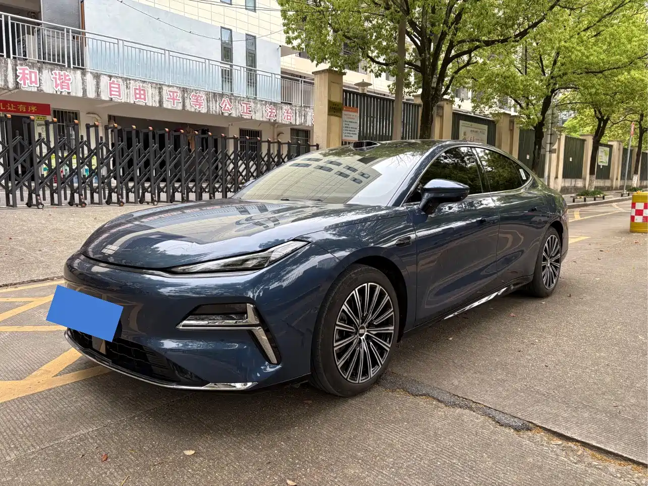 Geely Galaxy Galaxy Xingyao 8 2025 130km EM-P Starship Edition