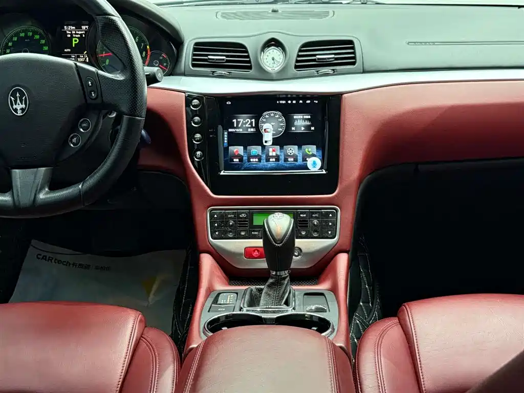 Maserati GranTurismo 2007 4.2L Standard фото 24