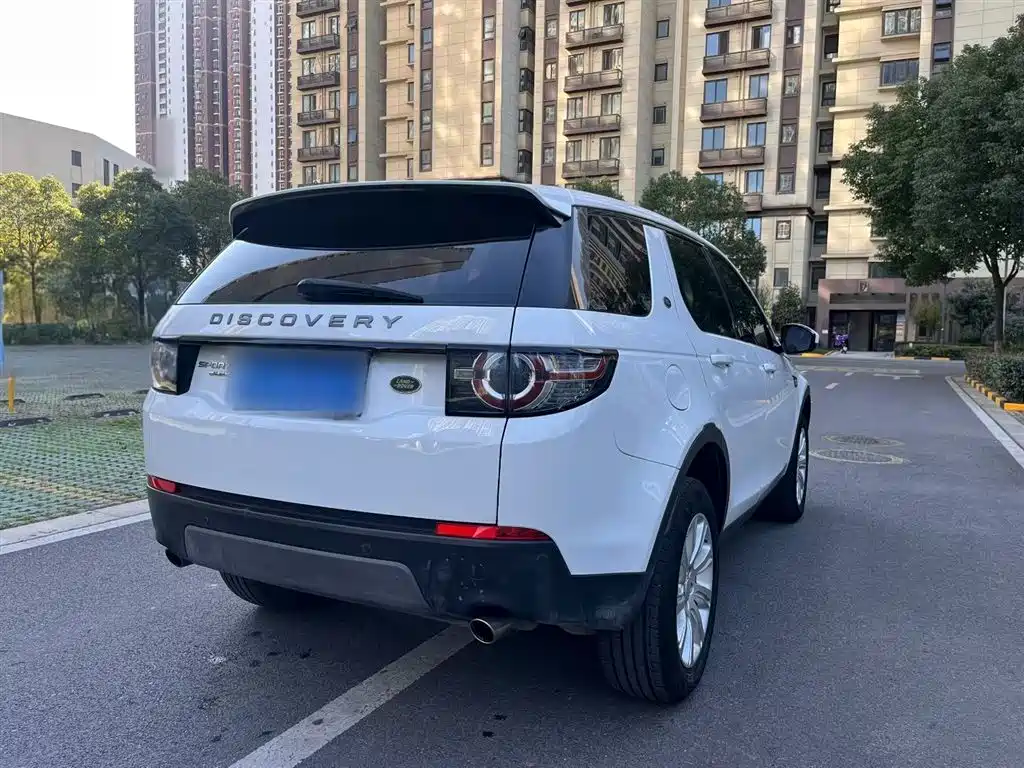 Land Rover Discovery Sport 2016 2.0T SE фото 17