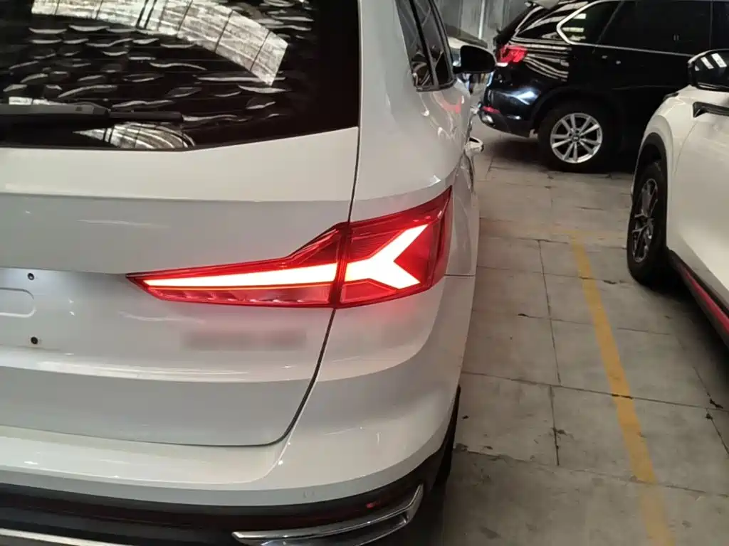 Фото 8 - Jetta VS7